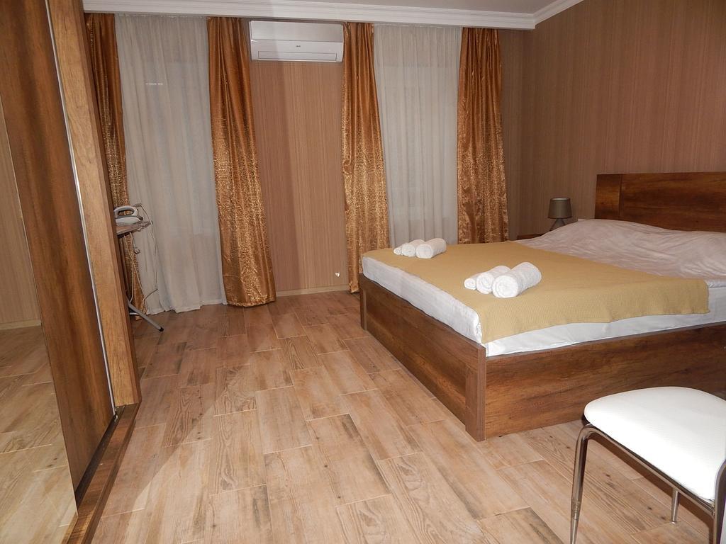 Family Holiday Apartment Tbilisi Buitenkant foto