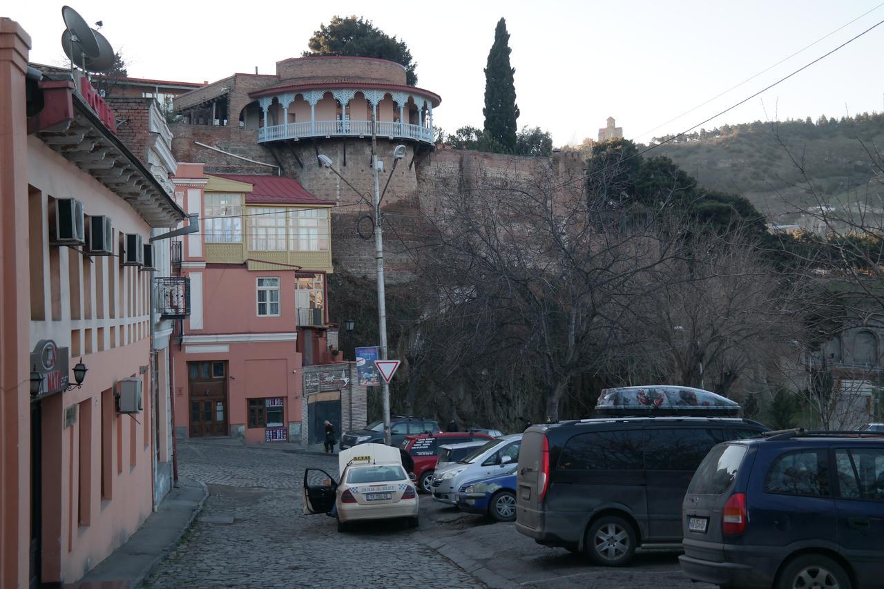 Family Holiday Apartment Tbilisi Buitenkant foto